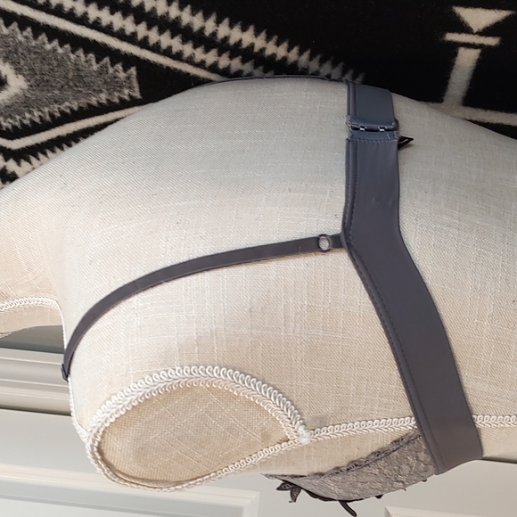 💐 EUC Shirley of Hollywood Ladies Unlined Eyelash Lace No Wire Bralette, Large - Picture 5 of 8